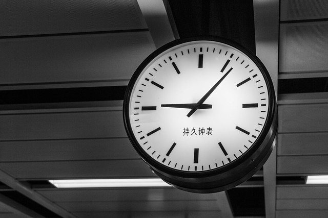 Reloj con hora en China