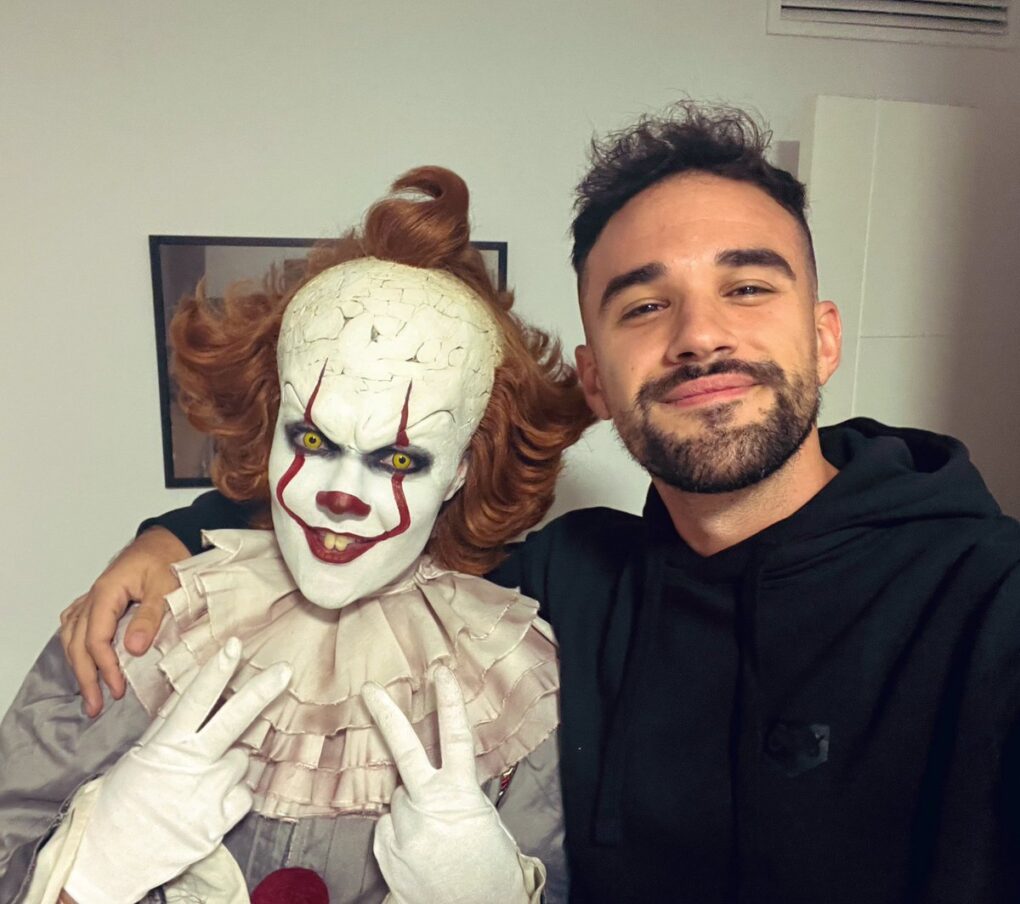 Descubre la edad de Illojuan y su fecha de nacimiento ¡Sorprendente! 19 Illojuan sonriente y radiante