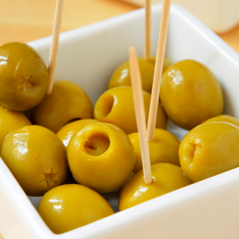 Receta paso a paso para preparar pizza de anchoa en casa 22 Aceitunas y anchoas