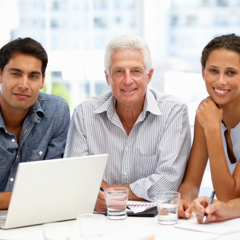 Tipos de generaciones y sus características principales: guía completa 13 Diversidad generacional en comunicación