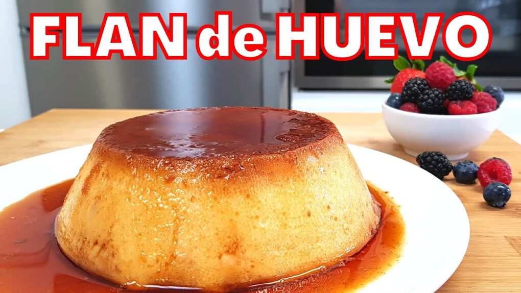 Receta fácil para hacer flan de huevo con webos frescos 14 Flan de huevo horneándose